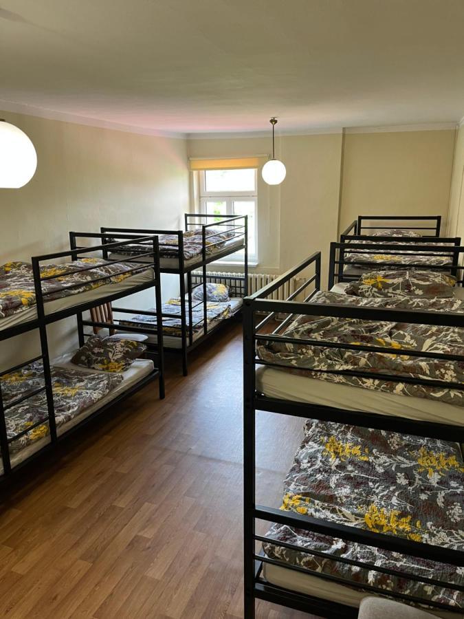 Gosciniec Szczeliniec Hostel Karlow ภายนอก รูปภาพ