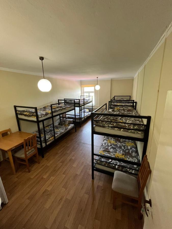 Gosciniec Szczeliniec Hostel Karlow ภายนอก รูปภาพ